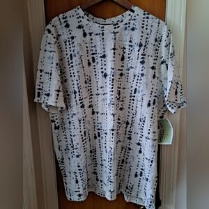 Express Men's White and Blue Shirt
